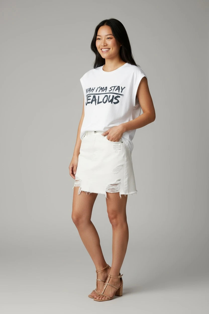 Jealous Tee women's empowerment yoga t-shirt with NAH I'MA STAY JEALOUS text
